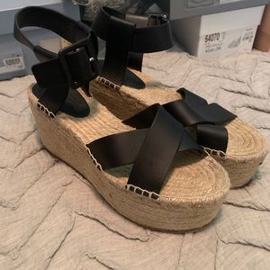 CELINE Black platform Sandal. Size:8